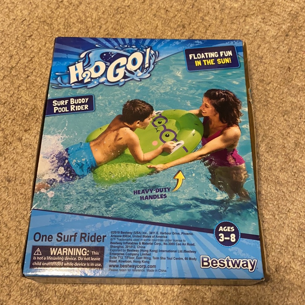 Pool floaty - Picture 3 of 3